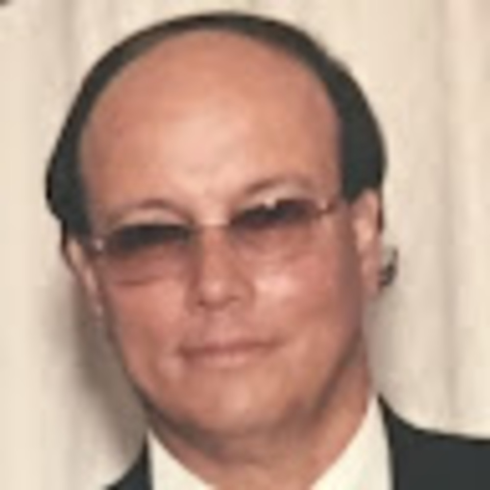 Meet your Posher, Adolfo